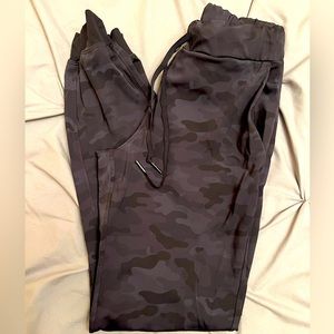 Zyia black camo joggers
